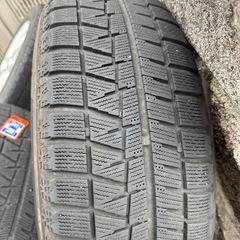 スタッドレスタイヤ、ホイールセット205/60/R16の画像