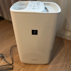シャープ　空気清浄機　小型
の画像