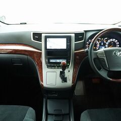 ぽちっとしてみてください。トヨタ　ワンボックスです。の画像