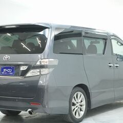 ぽちっとしてみてください。トヨタ　ワンボックスです。の画像