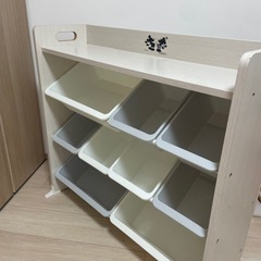 おもちゃ棚　ラックの画像