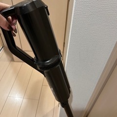 アイリスオーヤマ コードレス掃除機の画像