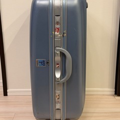 スーツケース中型の画像