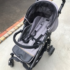 A型ベビーカー peg perego ベビーカーsi katojiの画像