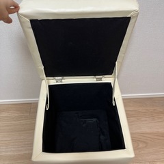 ドレッサー椅子の画像