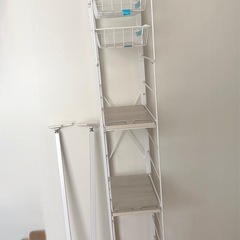 ニトリ　突っ張り壁面収納Nポルダディープ すき間収納(ホワイトウォッシュ)の画像