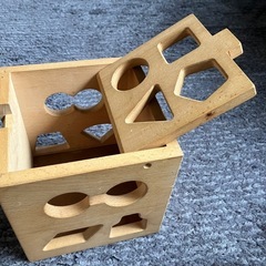 KAWAI★木製玩具★形あわせ★
USEDの画像