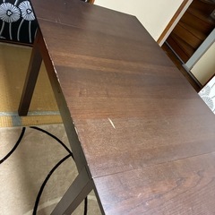 ダイニングテーブルの画像