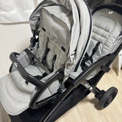 Joie二人乗りベビーカーの画像