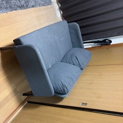 2人掛けソファー
の画像