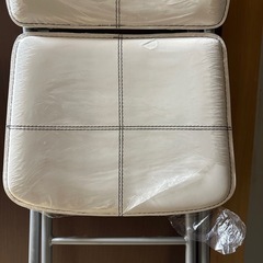 折りたたみ椅子の画像
