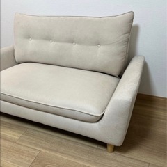 ローソファにもなるコンパクトソファ 布張りタイプ の画像