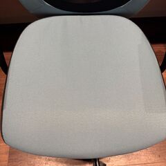 IKEA デスクチェア FLINTAN アームレスト付きの画像