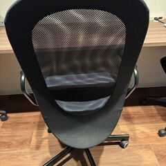 IKEA デスクチェア FLINTAN アームレスト付きの画像