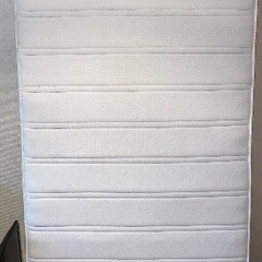 ベッドフレーム黒+マットレス　シングルセットの画像