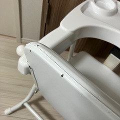 テーブル付きベビーチェアの画像