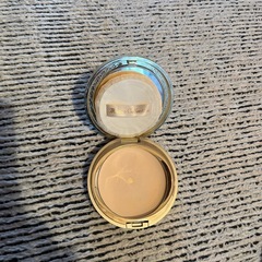 お値下げしました♪定価14000円相当2025ミラノコレクションフェイスパウダー、他6点付きの画像