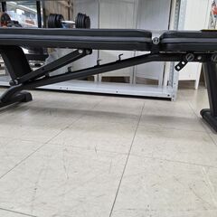 J8741 【リユースのサカイ柏店】 LEADING EDGE リーディングエッジ トレーニングベンチ マルチポジションベンチ 耐荷重300kg クリーニング済み 新品参考価格15,990円の画像