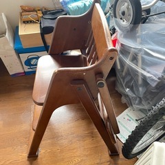 子供食事椅子の画像