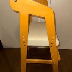 子供用椅子の画像