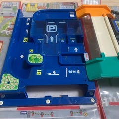 おでかけ立体マップ　トミカの画像