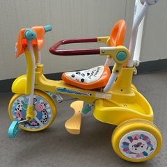 子供三輪車の画像