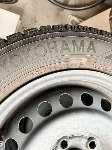 ホンダ　フリード　スタッドレス