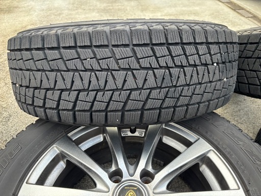 値下‼︎ 　30アルファード　スタッドレス　ブリヂストン ブリザック ホイールセット DM-V1 215/65R/16  2023製