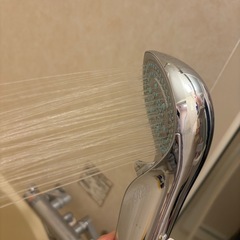 本日受け渡し可能！リファ ファインバブル エス ReFa FINE BUBBLE S シルバー シャワーヘッド ウルトラファインバブル マイクロバブル 美容 節水 頭皮 うるおい 正規品 RS-AF15Aの画像