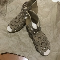 年内価格★新品未使用／厚底ローマンサンダルの画像