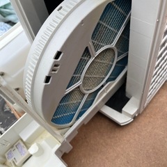 プラズマクラスター　空気清浄機　KC-H500Y-Wの画像