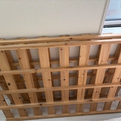 【お譲りします】テレビ、すのこ、マットレスの画像