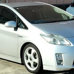 30プリウス Sツーリングセレクション ローダウン17インチアルミ【車検残1年以上】の画像