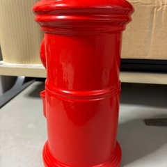 郵便ポスト貯金箱の画像
