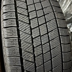 バリ溝スタッドレスタイヤホイールセット4本の画像