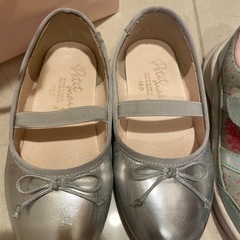 女の子靴
の画像