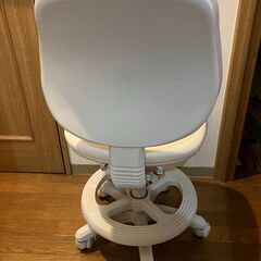 子ども用 学習椅子の画像
