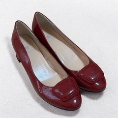 EIZO エイゾー エナメルパンプス 23.5cm 太ヒール ワインレッドの画像
