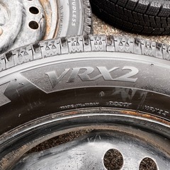 ブリジストン　スタッドレスタイヤ　155 65 R14の画像