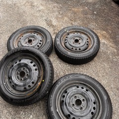 ブリジストン　スタッドレスタイヤ　155 65 R14の画像