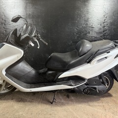 ★支払総額3.5万円★買取強化中！ まずはカンタン無料査定まで♪ ヤマハ マジェスティ125FI 白 人気のマジェスティ125！ ４ストインジェクション！ 集中キー！ リアキャリア！ 激安小型！の画像