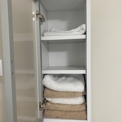 収納棚　タオル収納　　洗面収納　隙間収納の画像