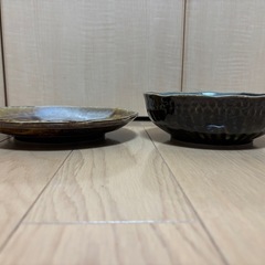 【お取引中】大きめの皿2枚の画像