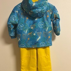 子供用　キッズ　スキーウェアの画像