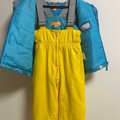 子供用　キッズ　スキーウェアの画像
