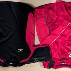 子供用サッカー練習用ウェアー2枚セット中古品の画像
