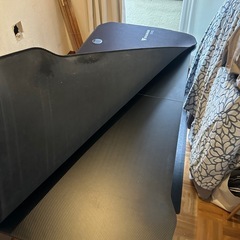 ゲーミングデスク
の画像