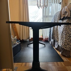 ゲーミングデスク
の画像