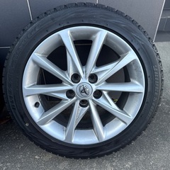 プリウスα純正 ブリザックスタッドレスタイヤホイールセットの画像