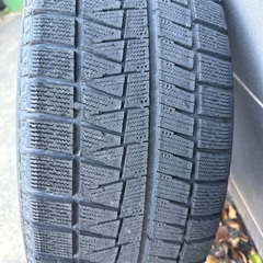 プリウスα純正 ブリザックスタッドレスタイヤホイールセットの画像